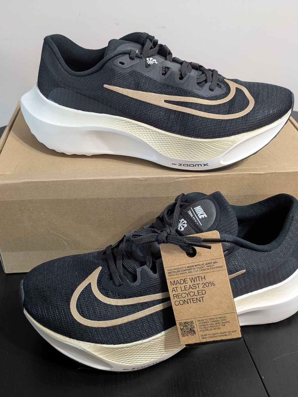 Nike Zoom Fly 5 Running Shoes - Black / Metallic Gold New With Tags